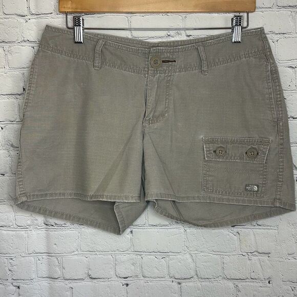 The North Face Womens Cargo Shorts Sz 8 Military Utility Tan - Picture 1 of 9